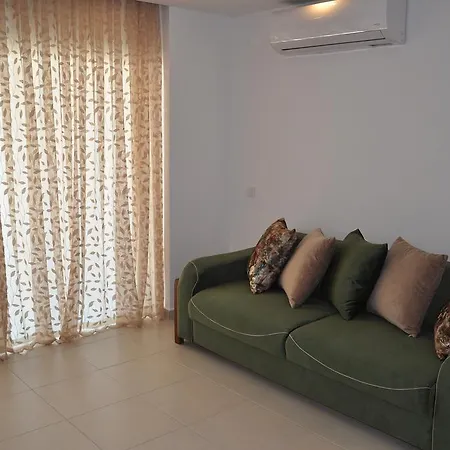 Apartment Emerald Dreams *